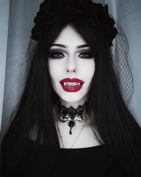 Female Vampire Makeup Ideas