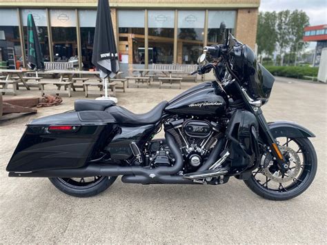 Te Koop Harley Davidson Flhxse Cvo Street Glide Bikenet