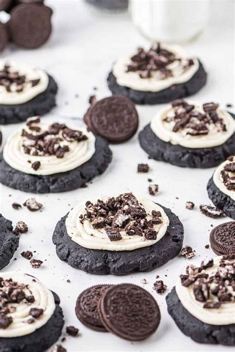 Copycat Crumbl Oreo Cookie The Happier Homemaker