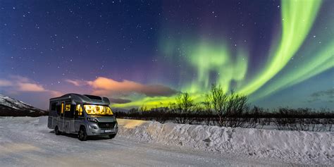 6 Spectacular Spots In The U S To View The Northern Lights In Your RV