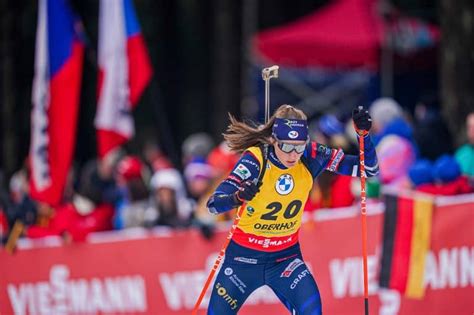 Biathlon Oberhof Justine Braisaz Bouchet Remporte Le Sprint Et