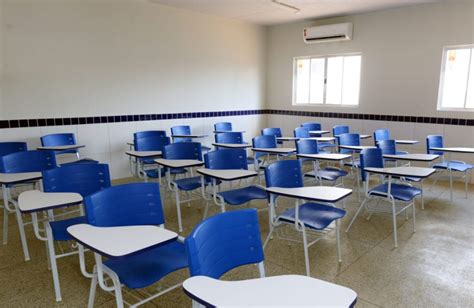 Prefeitura De Caxias Entrega Mais Uma Escola Reformada E Ampliada No