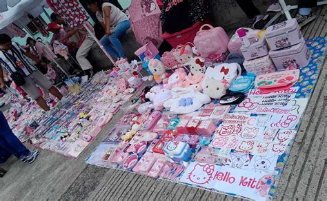 Dónde Ir En Cdmx ¡conoce El Tianguis De Hello Kitty