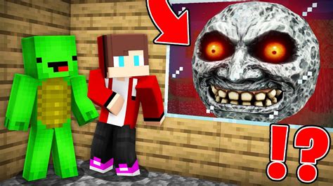 Jj And Mikey Found Scary Lunar Moon In Minecraft Maizen Youtube