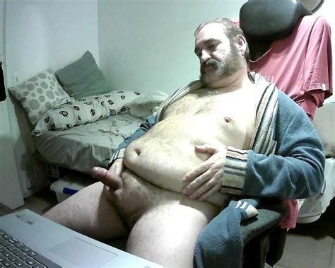 Warm Up Before Going To Sleep Nude Pics XHamster