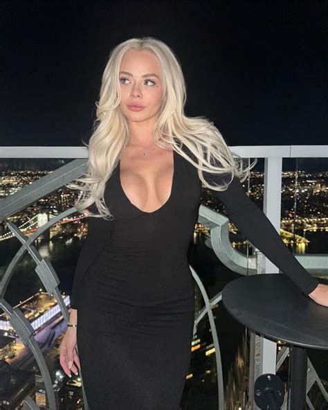 Elsa Jean Hot Instagram Model Biography Age Height Net Worth Boyfriend Pics BrightCeleb