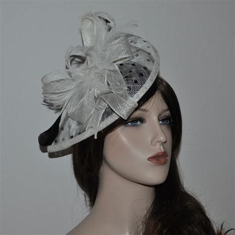 Fascinator Haarreif Haarschmuck Hochzeit Sinamay Federn Blume P Nktchen