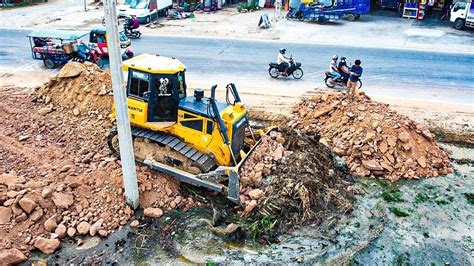 Excellent Dozer Operator Technique Pushes Preparing Land For Dump Truck