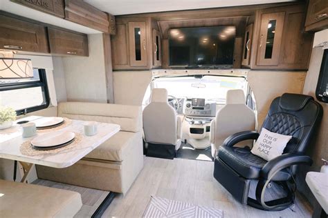 Best Class C Motorhomes And How To Choose Yours