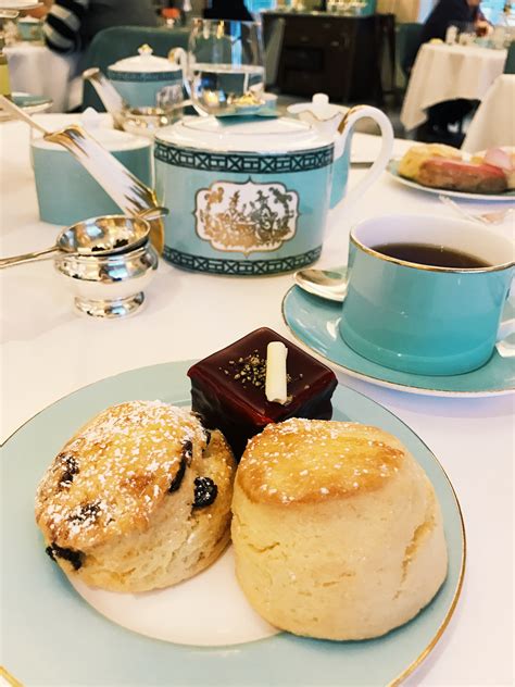 Fortnum & Mason Afternoon Tea Review - Pink & Properish