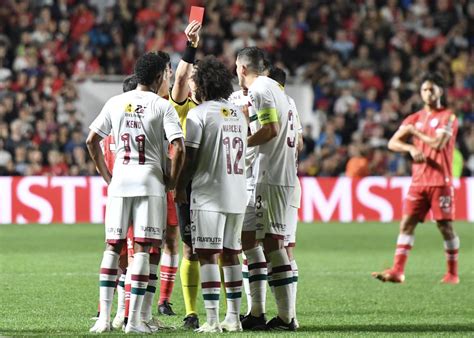 La Escalofriante Lesi N De Luciano S Nchez El Dt De Fluminense