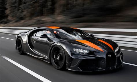 The Bugatti Chiron Sets World Record With Incredible 304 MPH Run