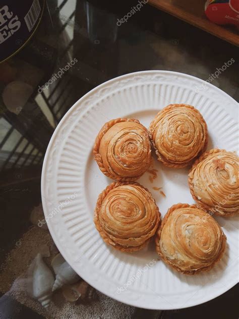 Este Pastel De Pollo Relleno Con Forma Redonda Y Piel Hecha De