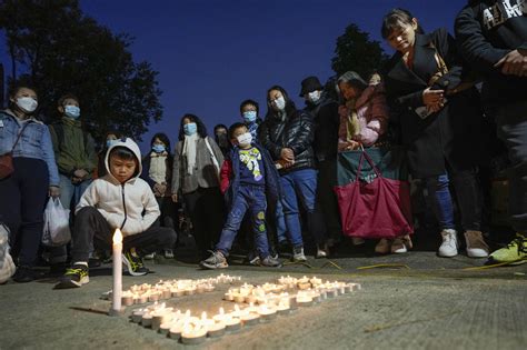 Police Patrol Hong Kong Park To Enforce Tiananmen Vigil Ban