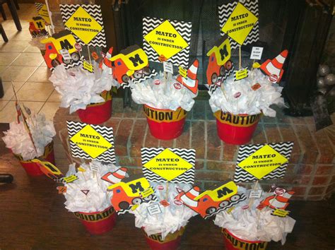 35 Centerpiece Ideas For Construction Party Great Concept