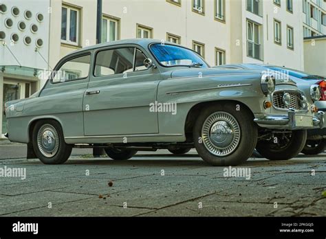 Skoda Octavia Logo Hi Res Stock Photography And Images Alamy