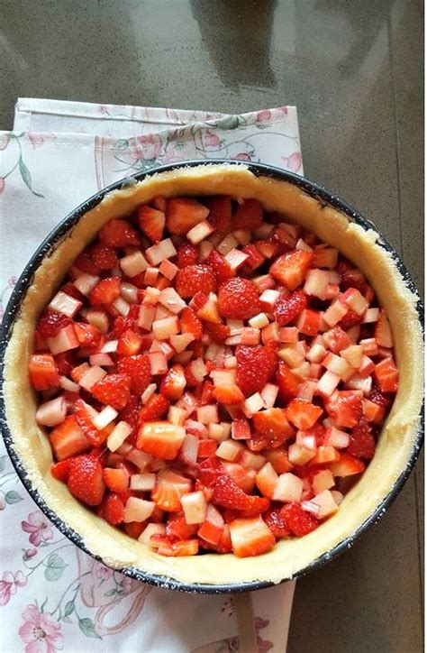 Ricetta Torta Al Rabarbaro E Fragole Dissapore