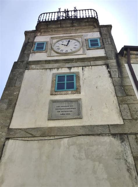 Torre Do Reloxo En Baiona