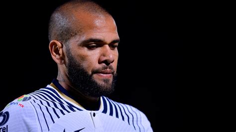 Niegan libertad a Dani Alves por riesgo de fuga Visión México