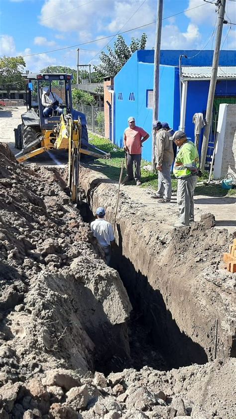 Avanzan Las Conexiones Domiciliarias De Cloaca Y Agua En El Barrio