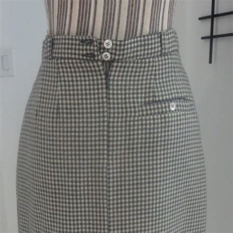 Liz Claiborne Skirts Vintage Claiborne Wool Houndstooth Grey Cream