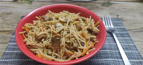 Mushroom Noodles Recipe | How to make Mushroom Noodles - nams corner