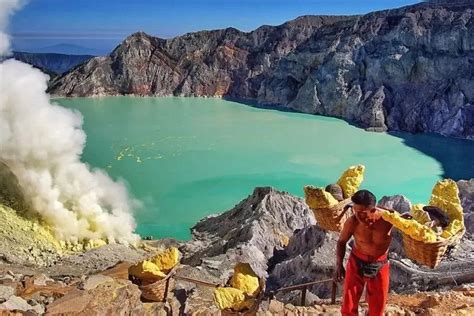 Fakta Keindahan Kawah Ijen Selain Blue Fire