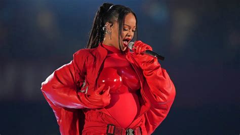 Überraschung beim Superbowl Rihanna ist schwanger