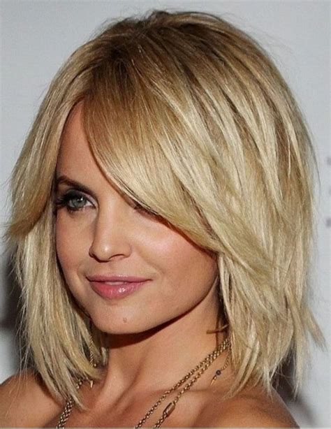 25 Best Medium Length Layered Hairstyles