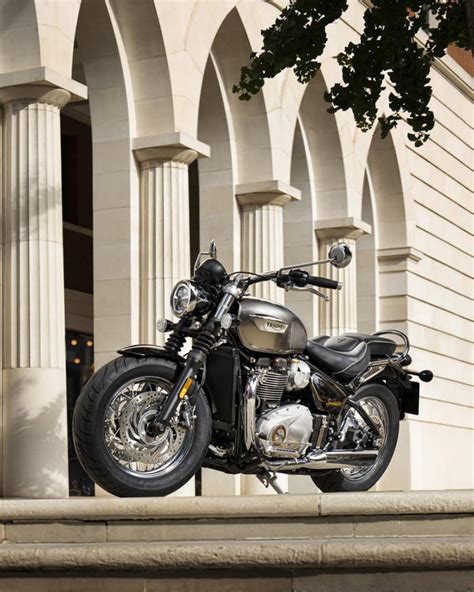 Triumph Motorcycles Triumph Motorcycles Presenta L Nea Bonneville