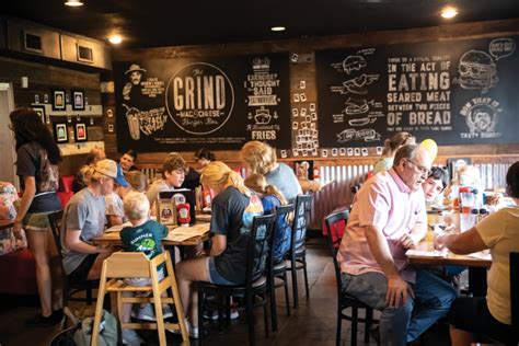 The Grind Mac And Cheese Burger Bar Serves Up Good Food And Fun Tennessee Home And Farm