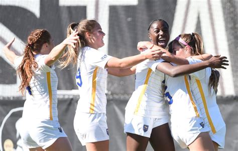 Final Pitt Georgetown Ncaa Women S Soccer Tournament