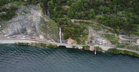 Strada Regina La Variante Della Tremezzina Lombardi Italia