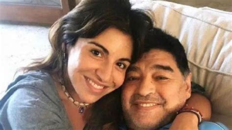 Qué exigió Gianinna Maradona el día en que Diego Maradona cumpliría 64 años