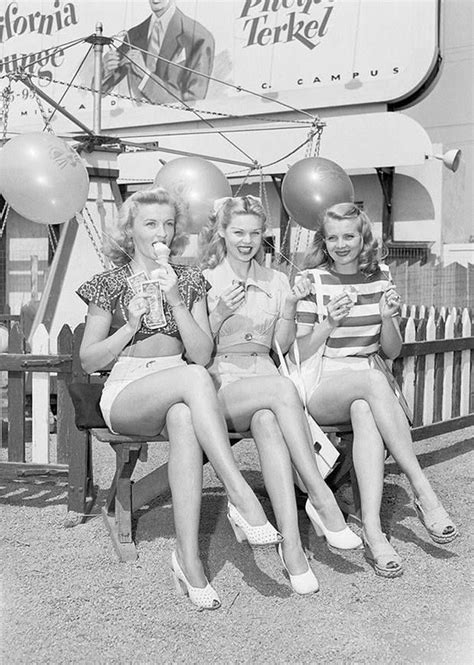 40 S Beauties Vintage Photography Vintage Photos Vintage Photographs