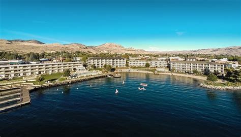 CAMPBELL'S RESORT ON LAKE CHELAN - Hotel Reviews, Photos, Rate ...