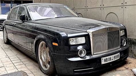 La Rolls Royce Parcheggiata Da 9 Anni Nello Stesso Posto Che Nessuno