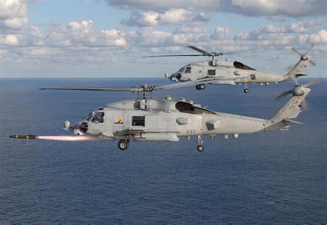 Download Military Sikorsky SH-60 Seahawk Wallpaper