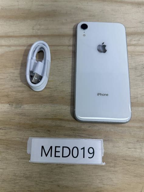 Apple Iphone Xr Unlocked White Gb A Lybf Swappa