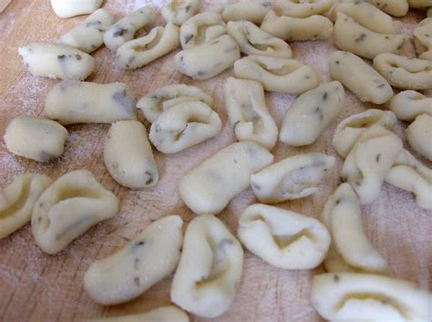 Cavatelli Di Vite Recipe Unafinestradifronte Blogspot Co Milena