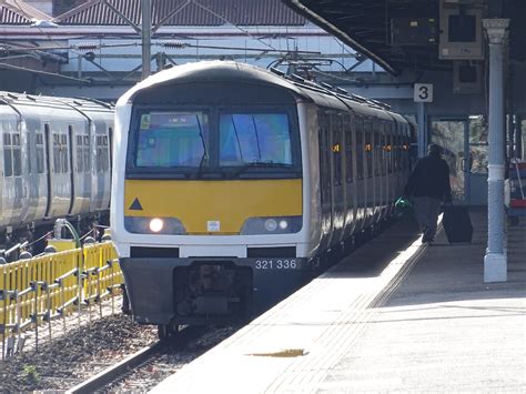 Ga 321336 Southend Victoria Greater Anglia Class 321 32… Flickr