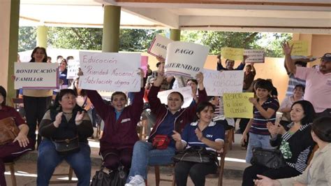 Docentes En Lucha Mantienen El Acampe Y Hoy Har N Una Marcha En La