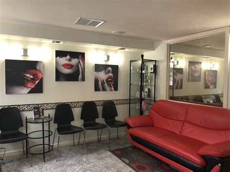 Han - After years of back pain from a herniated disc, Alyson turned to