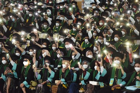 Buku Wisuda Universitas Sumatera Utara Universitas Sumatera Utara