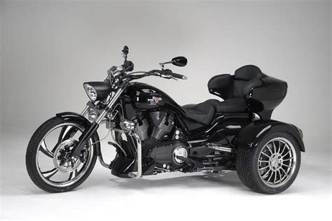 Victory Vegas 8 Ball CT1700V Rewaco Trike Rewaco De