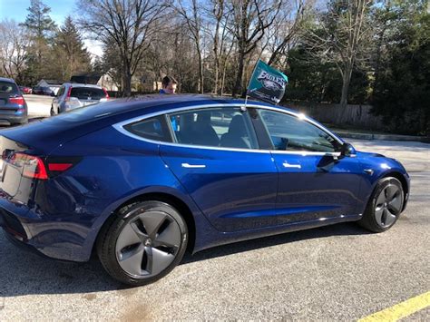 Brilliant Blue With 18 Aero Wheels Teslarati