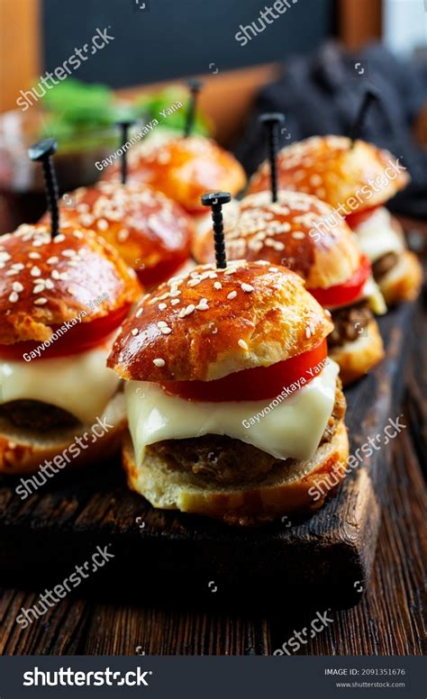 119 Ground Beef Mini Sliders Images, Stock Photos & Vectors | Shutterstock