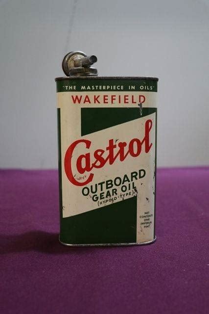 A Rare Castrol Wakefield Outboard Gear Oil Tin Xxxx Antique Complex