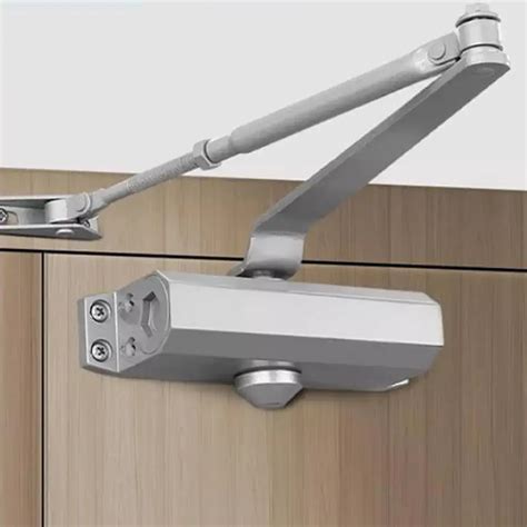 Keuntungan Door Closer Dalam Penggunaan Pintu Kaca