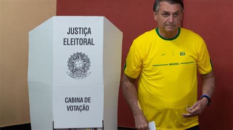 Bolsonaro amplia base no Congresso e ganha influência se for reeleito